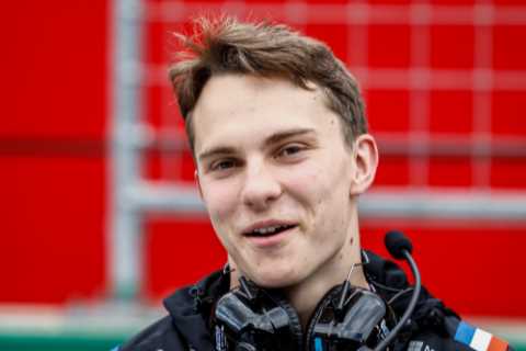 ‘THIS IS WRONG’ – Alpine announce Oscar Piastri as Alonso’s replacement – but star reveals he has NOT signed a deal