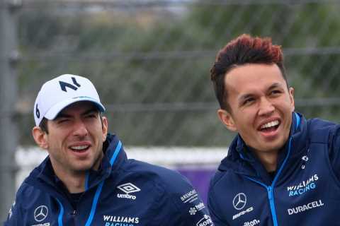 F1 star Alex Albon announces new Williams deal with cheeky dig at Alpine’s botched Oscar Piastri announcement