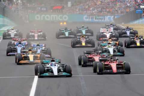 How does the F1 point scoring work and how many points do you get for a race win?