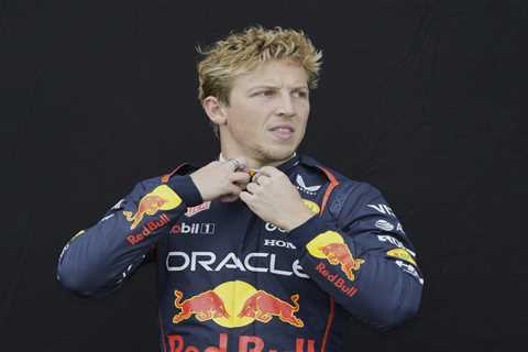Red Bull F1 Boss Admits Verstappen Disagrees with Teammate Switch