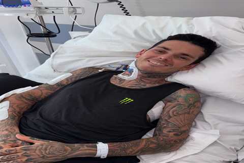 Three-time champ Woffy wakes up: Induced coma ain't no joke