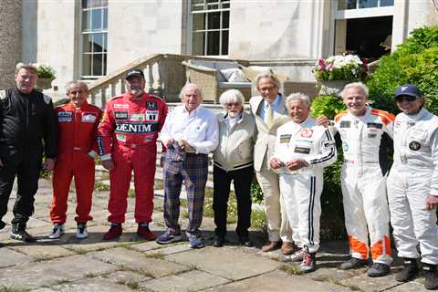 Seven F1 Legends Walk Into Goodwood... (No, This Isn't a Joke)
