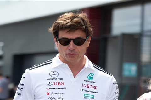 This Billionaire F1 Boss Eats Like He's Stuck in Groundhog Day (And It's Actually Genius)